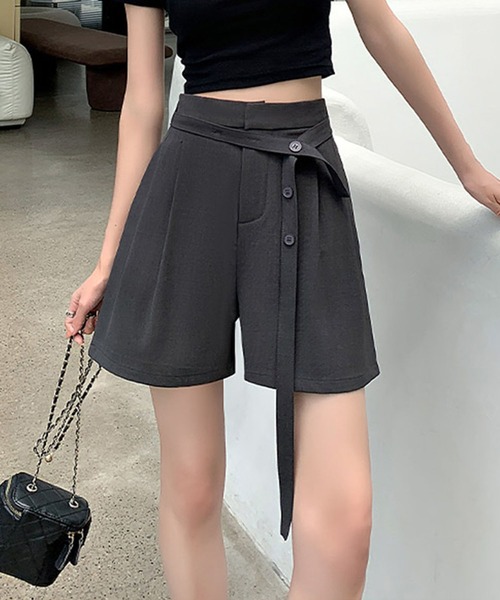 aimoha(アイモハ)の「ボタンリボンベルト付き タックショートパンツ(その他パンツ・レディース・ブラック/ライトベージュ/ダークグレー・LARGE/MEDIUM/SMALL)」の17枚目の写真
