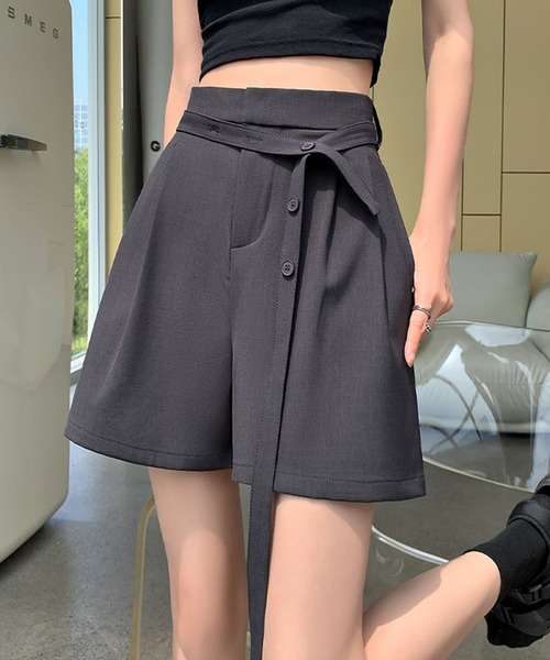 aimoha(アイモハ)の「ボタンリボンベルト付き タックショートパンツ(その他パンツ・レディース・ブラック/ライトベージュ/ダークグレー・LARGE/MEDIUM/SMALL)」の19枚目の写真