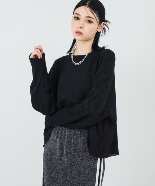 ANAP(アナップ)の「クルーネック ワッフル ロングスリーブ Tシャツ 長袖(Tシャツ/カットソー・レディース・レッド/ブラック/ホワイト・FREE)」の10枚目の写真