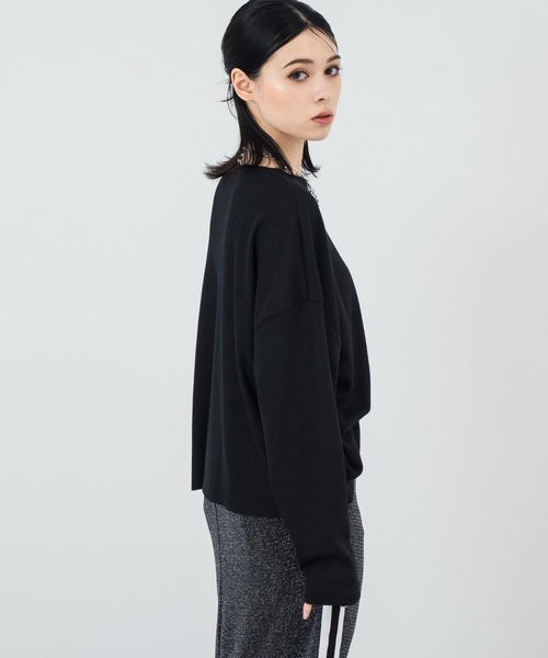 ANAP(アナップ)の「クルーネック ワッフル ロングスリーブ Tシャツ 長袖(Tシャツ/カットソー・レディース・レッド/ブラック/ホワイト・FREE)」の12枚目の写真