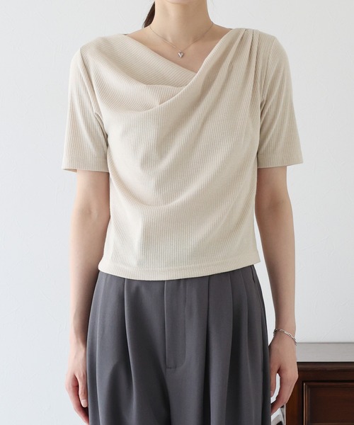 BLUEEAST（ブルーイースト）の「ドレープネックリブTシャツ（Tシャツ/カットソー・レディース・ブラック/ベージュ/ピンク/ブルー/ボルドー/ブラウン・MEDIUM）」の20枚目の写真