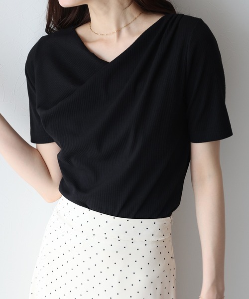 BLUEEAST（ブルーイースト）の「ドレープネックリブTシャツ（Tシャツ/カットソー・レディース・ブラック/ベージュ/ピンク/ブルー/ボルドー/ブラウン・MEDIUM）」の13枚目の写真