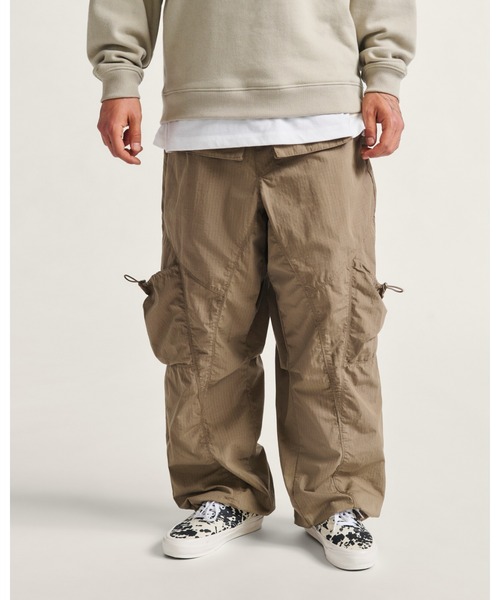 セール】VANS PREMIUM CANOPY パラシュートパンツ VN000MEF1NU WALNUT