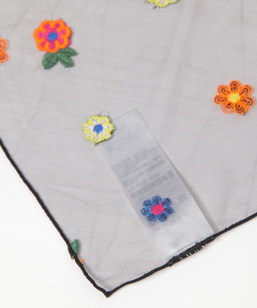 niko and...(ニコアンド)の「オリジナルチュールバブーシュカ(その他ヘアアクセサリー・レディース・オフホワイト/ブラック・0)」の8枚目の写真