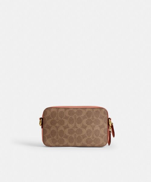 【COACH】【COACH X PEANUTS】チャーター スリム クロスボディ COACH｜【公式】【COACH X PEANUTS】チャーター スリム クロス