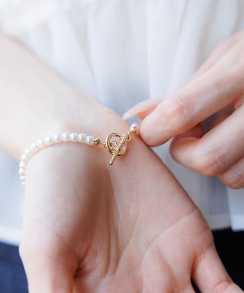 flower(フラワー)の「ポイントハートブレスレット(ブレスレット・レディース・ホワイト・FREE)」の5枚目の写真