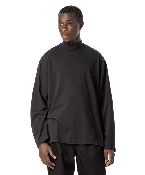 Sandinista（サンディニスタ）の「American Cotton Turtleneck L-S Tee / アメリカンコットン後染めタートルネック長袖Tシャツ（Tシャツ/カットソー・メンズ・ブラウン/ホワイト/ブラック系その他/チャコール・LARGE/MEDIUM/SMALL）」の2枚目の写真