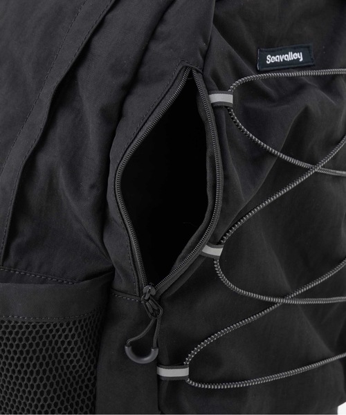 SEA（シー）の「Seavalley マルチユーティリティ バックパック（バックパック/リュック・レディース・ブラック・ONE SIZE）」の15枚目の写真