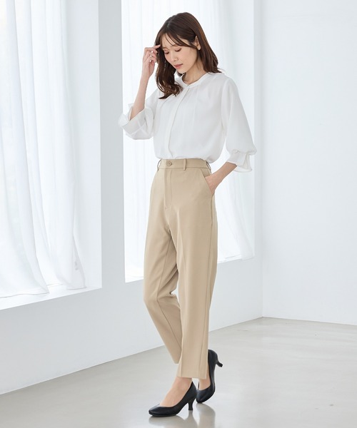 Honeys(ハニーズ)の「【ストレッチ・マシンウォッシャブル・イージーケア】センタープレスパンツ(股下63cm)(スラックス・レディース・ネイビー/ヘザーチャコール/ブラック/ダークベージュ・S/M/LL/L/3L)」の5枚目の写真
