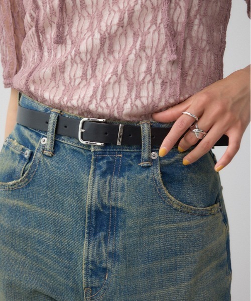 AZUL by moussy（アズールバイマウジー）の「メタルループフェイクレザーベルト（ベルト・レディース・ブラック/ブラウン・FREE）」の2枚目の写真