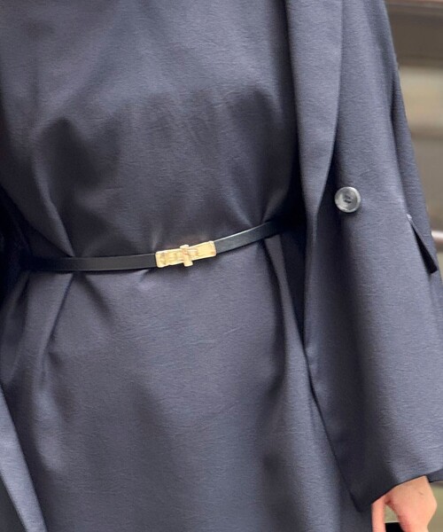 NOLLEY’S（ノーリーズ）の「スリムヒネリスライドベルト（ベルト・レディース・ブラック/キャメル・FREE）」の4枚目の写真