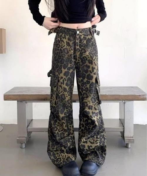 CANVAS+(キャンバスプラス)の「【CANVAS+】レオパード柄カーゴパンツ(カーゴパンツ・レディース・ブラウン・L/M/S/LL)」の21枚目の写真