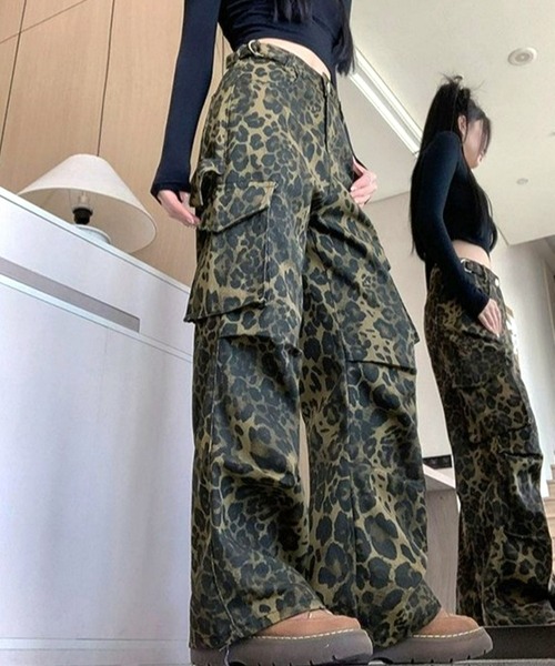 CANVAS+(キャンバスプラス)の「【CANVAS+】レオパード柄カーゴパンツ(カーゴパンツ・レディース・ブラウン・L/M/S/LL)」の17枚目の写真