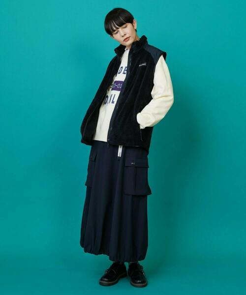 FRAPBOIS(フラボア)の「FRAPBOIS×WILD THINGS シャギーフリースベスト(ベスト・レディース・グレー/ブラック・1/2)」の17枚目の写真