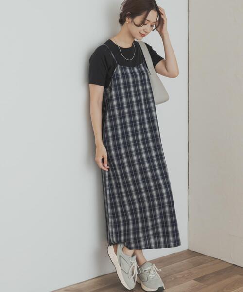 URBAN RESEARCH DOORS（アーバンリサーチドアーズ）の「チェックキャミワンピース（ワンピース・レディース・ブラック/ネイビー・MEDIUM）」の4枚目の写真