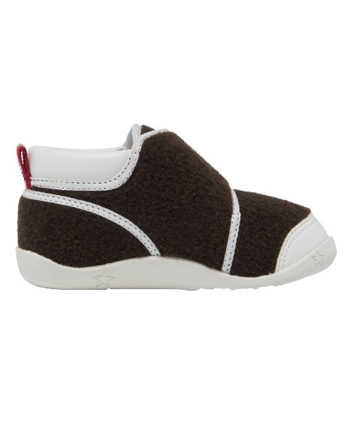 le coq sportif(ルコックスポルティフ)の「ルコックスポルティフ/LCS メイドインジャパンキッズファーストシューズ アルル/ARLES LU5FSN50JZ(スニーカー・キッズ・グレー×ホワイト/ブラウン系その他・14.5cm/15.0cm/12.5cm/13.0cm/13.5cm/14.0cm/12.0cm)」の3枚目の写真