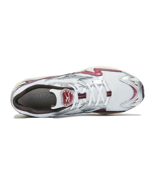 MIZUNO(ミズノ )の「MIZUNO WAVE RIDER 10(ミズノ ウェーブ ライダー 10)(スニーカー・メンズ・ホワイト系・26cm/27cm/26.5cm/29cm/28.5cm/27.5cm)」の5枚目の写真