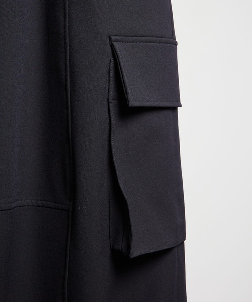 gomme(ゴム)の「サーモストレッチ サイドポケットスカート(スカート・レディース・ブラック/ネイビー・MEDIUM)」の12枚目の写真