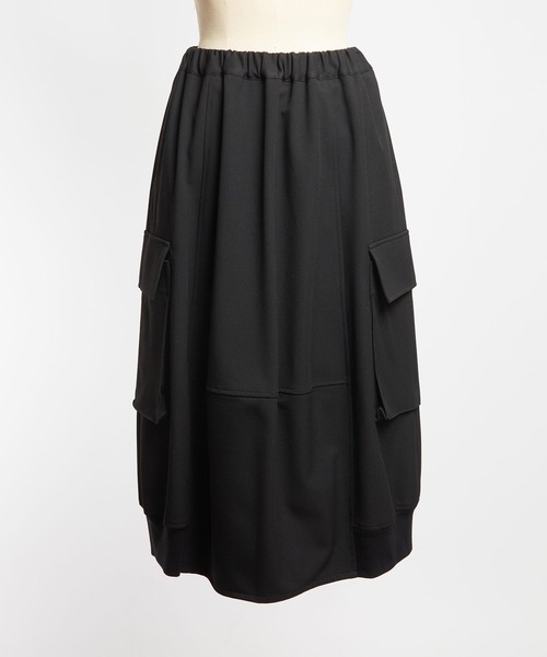 gomme(ゴム)の「サーモストレッチ サイドポケットスカート(スカート・レディース・ブラック/ネイビー・MEDIUM)」の14枚目の写真