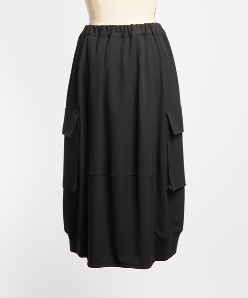gomme(ゴム)の「サーモストレッチ サイドポケットスカート(スカート・レディース・ブラック/ネイビー・MEDIUM)」の15枚目の写真