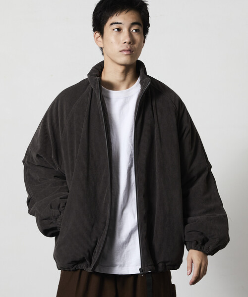 FREAK'S STORE（フリークスストア）の「限定展開 リラックスフィット コーデュロイ 中綿スタンドブルゾン（ブルゾン・メンズ・ブラック/チャコールグレー/ブラウン・SMALL/MEDIUM/LARGE）」の22枚目の写真