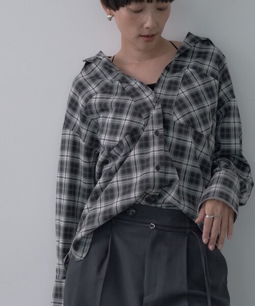 GALLEST（ギャレスト）の「オンブレチェックシャツ（シャツ/ブラウス・レディース・ブラック系1/ベージュ系その他5・38）」の6枚目の写真