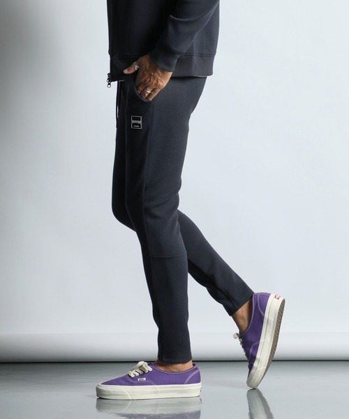 BLACK LABEL〕'SORONA' SLIM COMFY PANTS：セットアップ ダンボール