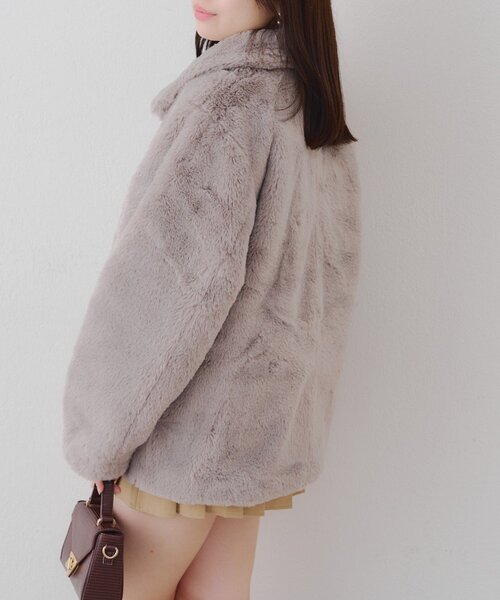 Another Branch olive des olive（アナザーブランチオリーブデオリーブ）の「ラビットファービット付きミドルコート（ブルゾン・レディース・アイボリー/チャコールグレー/モカ・FREE）」の19枚目の写真