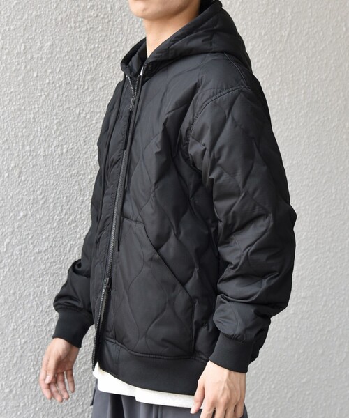 TAION（タイオン）の「【SHIPS any別注】TAION:〈手洗い可能〉ミリタリーキルト ダブルジップ ダウン パーカー◇（ブルゾン・メンズ・ベージュ系/ブラック・SMALL/MEDIUM/LARGE/X-LARGE）」の11枚目の写真