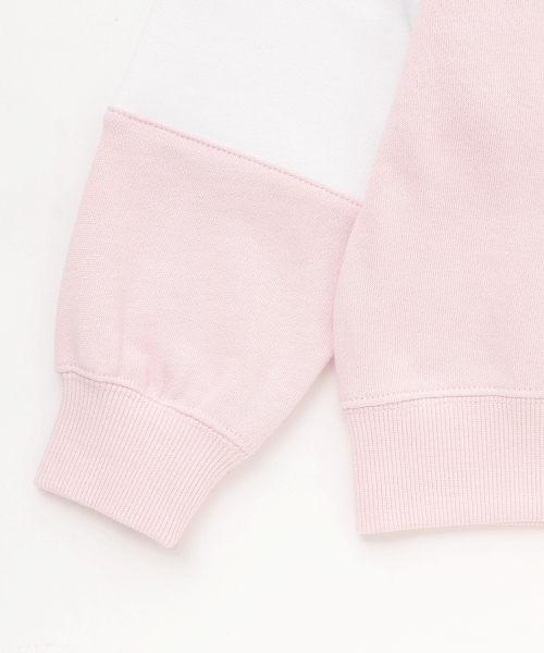 X-girl Stages（エックスガールステージス）の「【TBSドラマ フェイクマミー 着用アイテム】サガラ刺しゅうオーバルロゴ配色トレーナー（スウェット・キッズ・ピンク/ネイビー・140cm/110cm/120cm/100cm/130cm/90cm/80ｃｍ）」の9枚目の写真