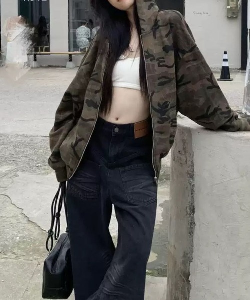 SPIGA（スピーガ）の「ﾋﾞｯｸﾞｼﾙｴｯﾄ迷彩柄ｼﾞｯﾌﾟｱｯﾌﾟﾌｰﾃﾞｨ（パーカー・レディース・カーキ・SMALL/MEDIUM/LARGE/X-LARGE）」の6枚目の写真