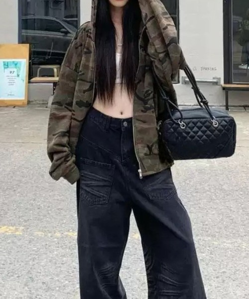 SPIGA（スピーガ）の「ﾋﾞｯｸﾞｼﾙｴｯﾄ迷彩柄ｼﾞｯﾌﾟｱｯﾌﾟﾌｰﾃﾞｨ（パーカー・レディース・カーキ・SMALL/MEDIUM/LARGE/X-LARGE）」の9枚目の写真