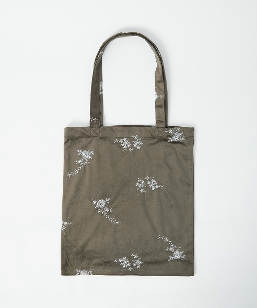 Muscat(マスカット)の「フラワー刺繍ベロアトートバッグ(トートバッグ・レディース・ブラウン/ブラック/サンドベージュ・F)」の19枚目の写真
