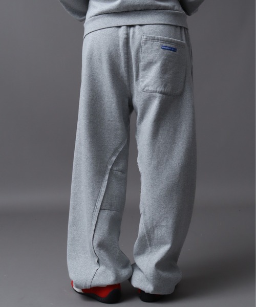 SEQUENZ(シークエンズ)の「【SEQUENZ(シークエンズ)】APPLIQUE APPLIQUE FADE SWEAT PANTS(スウェットパンツ・メンズ・ブラウン/レッド/グレー/ブルー/ブラック・S/M/L)」の16枚目の写真