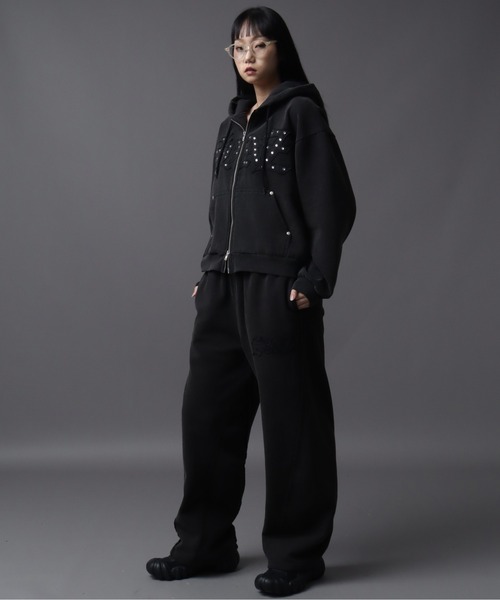 SEQUENZ(シークエンズ)の「【SEQUENZ(シークエンズ)】APPLIQUE APPLIQUE FADE SWEAT PANTS(スウェットパンツ・メンズ・ブラウン/レッド/グレー/ブルー/ブラック・S/M/L)」の12枚目の写真
