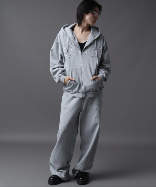 SEQUENZ(シークエンズ)の「【SEQUENZ(シークエンズ)】APPLIQUE APPLIQUE FADE SWEAT PANTS(スウェットパンツ・メンズ・ブラウン/レッド/グレー/ブルー/ブラック・S/M/L)」の20枚目の写真