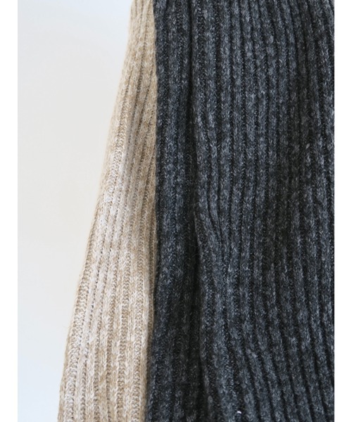 celon(セロン)の「hook rib knit skirt(スカート・レディース・アイボリー/チャコールグレー・FREE)」の2枚目の写真