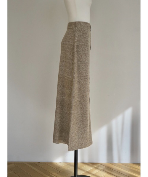 celon(セロン)の「hook rib knit skirt(スカート・レディース・アイボリー/チャコールグレー・FREE)」の8枚目の写真