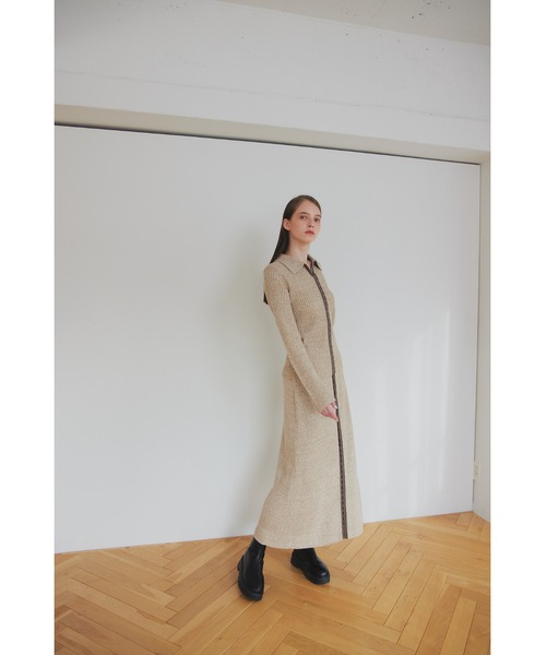 celon(セロン)の「hook rib knit skirt(スカート・レディース・アイボリー/チャコールグレー・FREE)」の3枚目の写真
