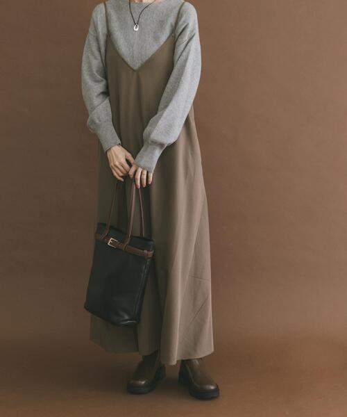 ITEMS URBANRESEARCH（アイテムズ アーバンリサーチ）の「ウールライクキャミワンピース（ワンピース・レディース・キャメル/ブラック/ブラック系その他・FREE）」の5枚目の写真