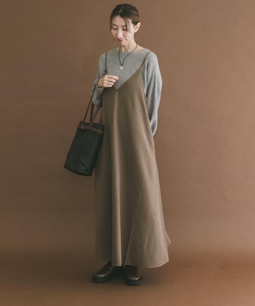 ITEMS URBANRESEARCH（アイテムズ アーバンリサーチ）の「ウールライクキャミワンピース（ワンピース・レディース・キャメル/ブラック/ブラック系その他・FREE）」の8枚目の写真