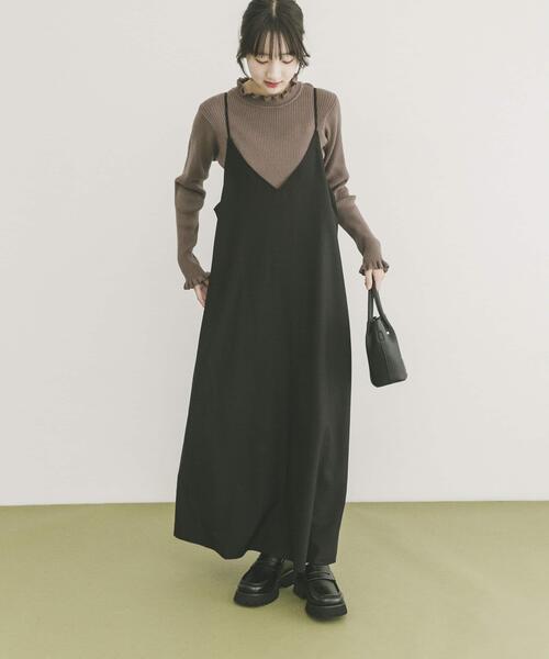 ITEMS URBANRESEARCH（アイテムズ アーバンリサーチ）の「ウールライクキャミワンピース（ワンピース・レディース・キャメル/ブラック/ブラック系その他・FREE）」の11枚目の写真