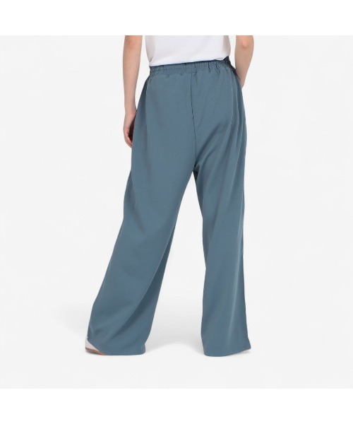 Reebok（リーボック）の「トラックパンツ / TAPED TRACK PANT（その他パンツ・レディース・ネイビー/クリアブルー・X-SMALL/SMALL/MEDIUM）」の4枚目の写真