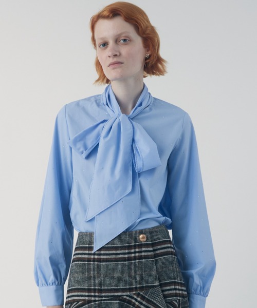 FURFUR（ファーファー）の「ビジュー付きボウタイブラウス（シャツ/ブラウス・レディース・ブルー/ブラック/ホワイト・F）」の11枚目の写真