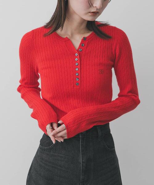 SENSE OF PLACE by URBAN RESEARCH（センスオブプレイスバイアーバンリサーチ）の「『洗濯可』シシュウヘンリーネックミニケーブルセーター（ニット/セーター・レディース・アイボリー/グレー/レッド/ネイビー・ONE）」の4枚目の写真