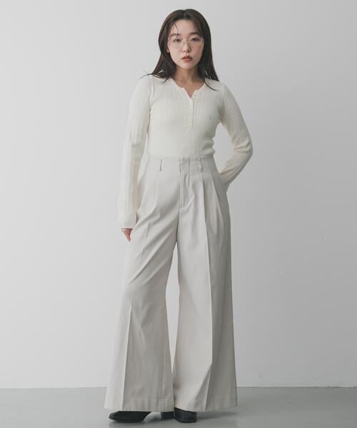 SENSE OF PLACE by URBAN RESEARCH（センスオブプレイスバイアーバンリサーチ）の「『洗濯可』シシュウヘンリーネックミニケーブルセーター（ニット/セーター・レディース・アイボリー/グレー/レッド/ネイビー・ONE）」の7枚目の写真