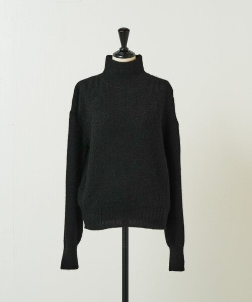 セール】《UMARMUNG》ベビーアルパカハイネックニット（ニット