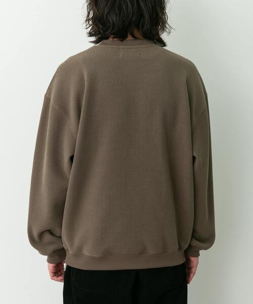 URBAN RESEARCH Sonny Label（アーバンリサーチサニーレーベル）の「裏起毛ワッフルリラックスフィットプルオーバー（Tシャツ/カットソー・メンズ・カーキ/オフホワイト/チャコールグレー・MEDIUM/LARGE/X-LARGE）」の8枚目の写真