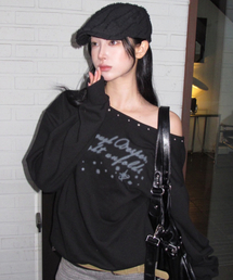 ILLIGO（イリゴ）の「One shoulder stud boat neck man to man black（スウェット）」