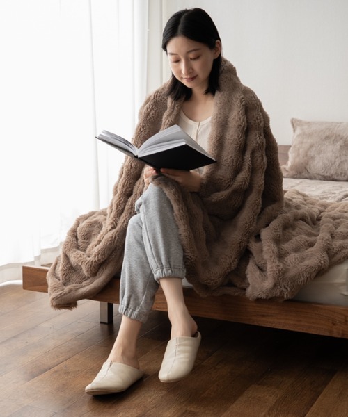 EMOOR（エムール）の「＋2℃ 毛布にもなる掛け布団カバー【エムールヒート】ポコポコ毛布タイプ(ふわふわタイプ)/シングル（寝具・レディース・グレー/ホワイト・FREE）」の6枚目の写真